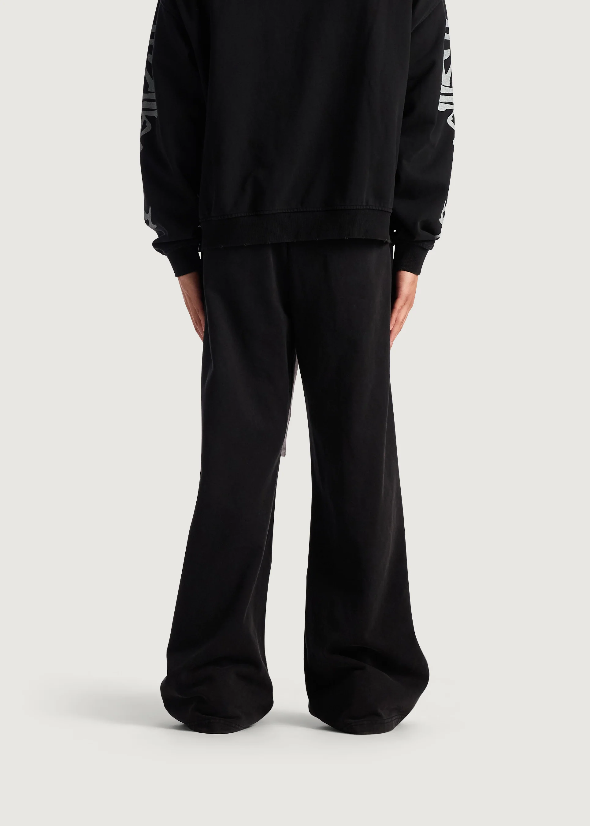 E Stud Sweatpant (Black) - Image 6