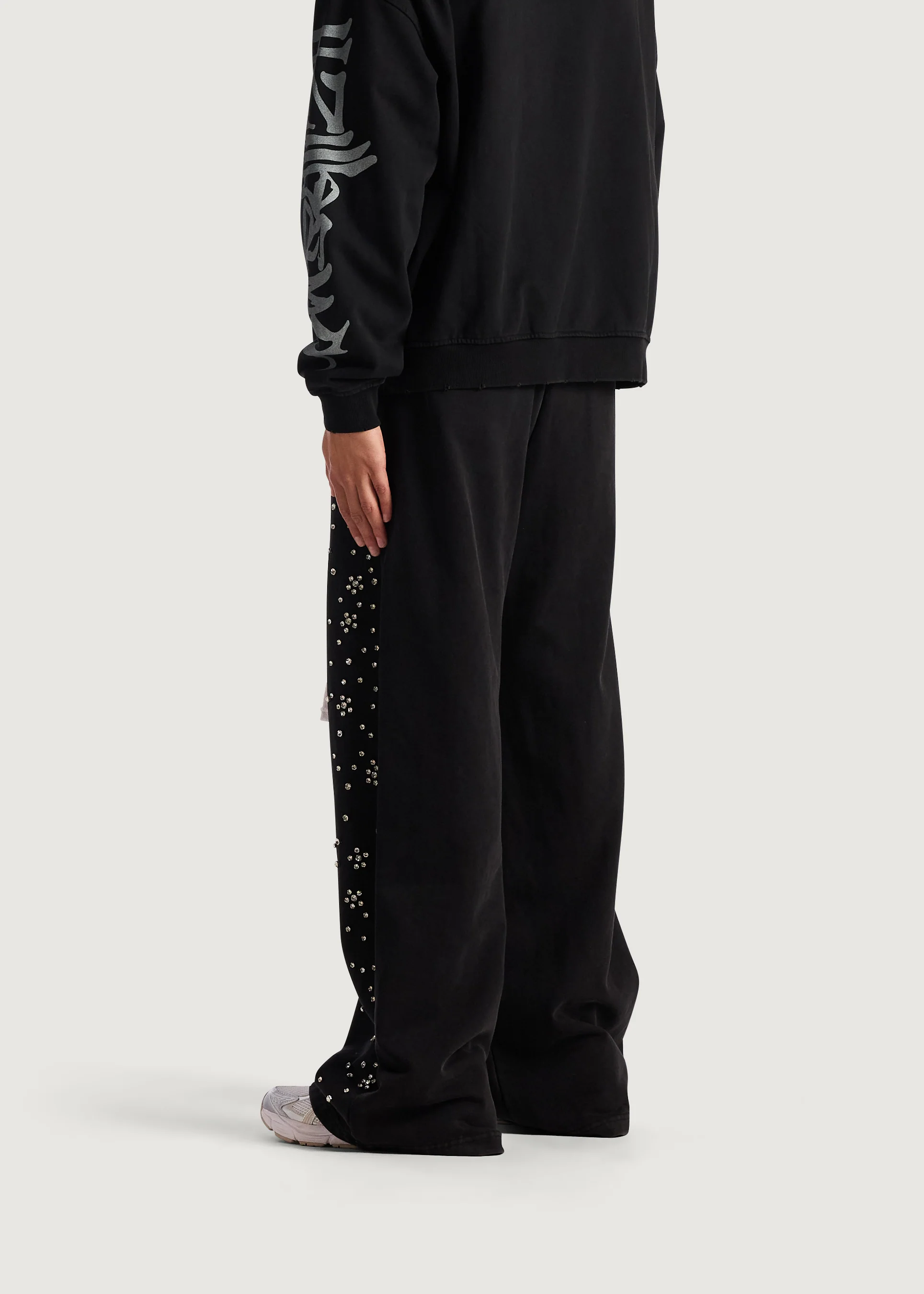 E Stud Sweatpant (Black) - Image 7