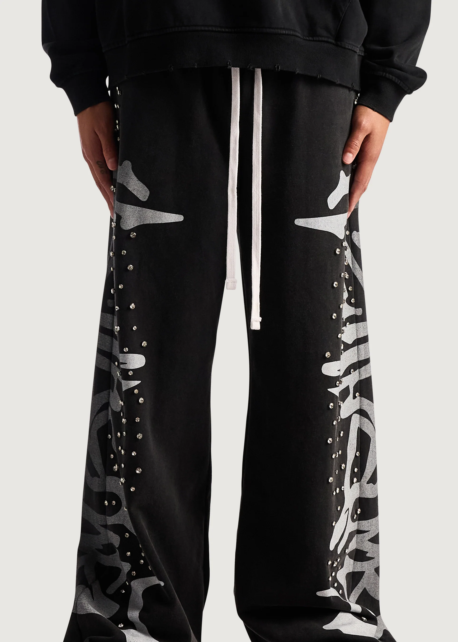 Embellish Logo Sweatpant (Black) - Image 3