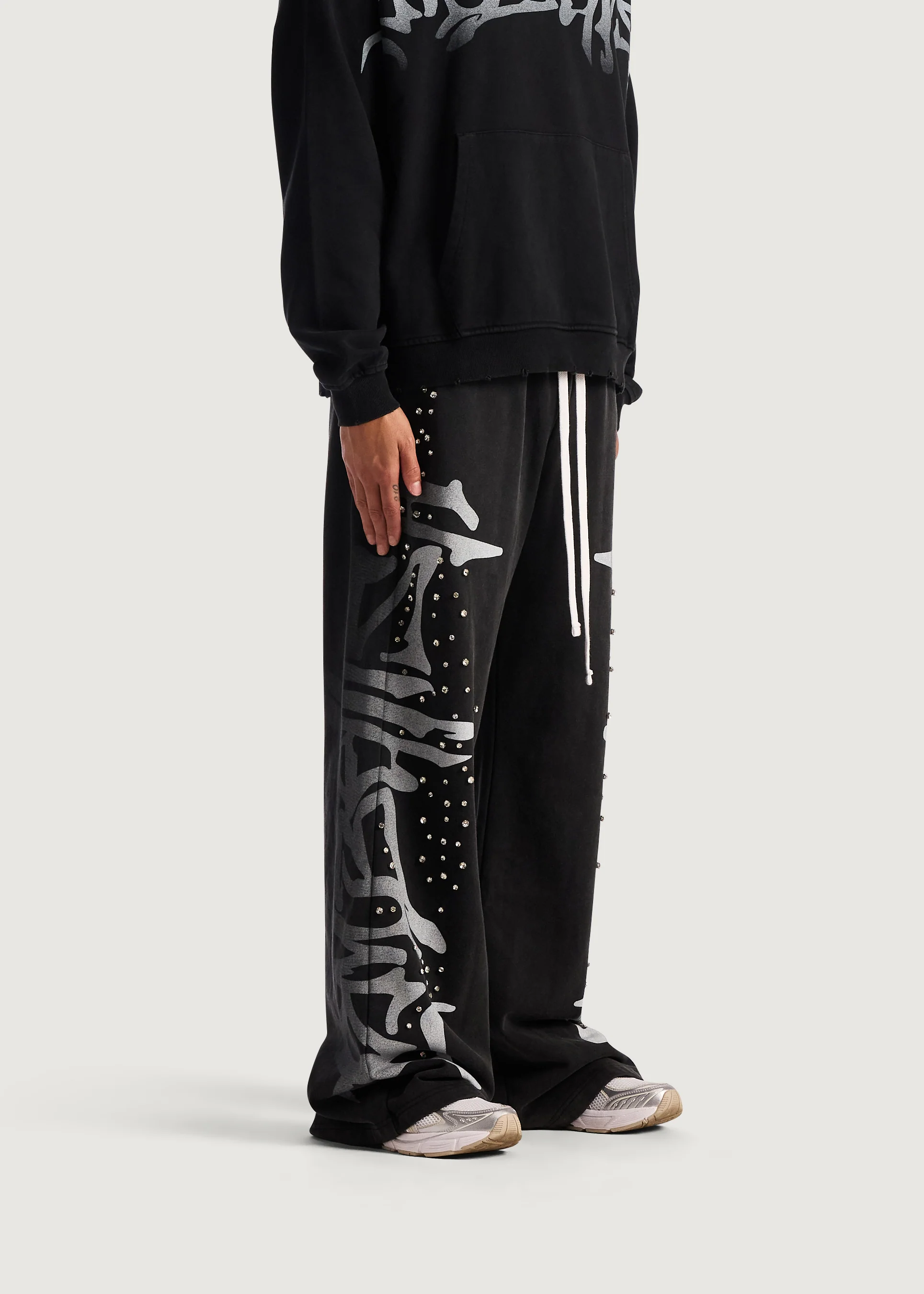 Embellish Logo Sweatpant (Black) - Image 4