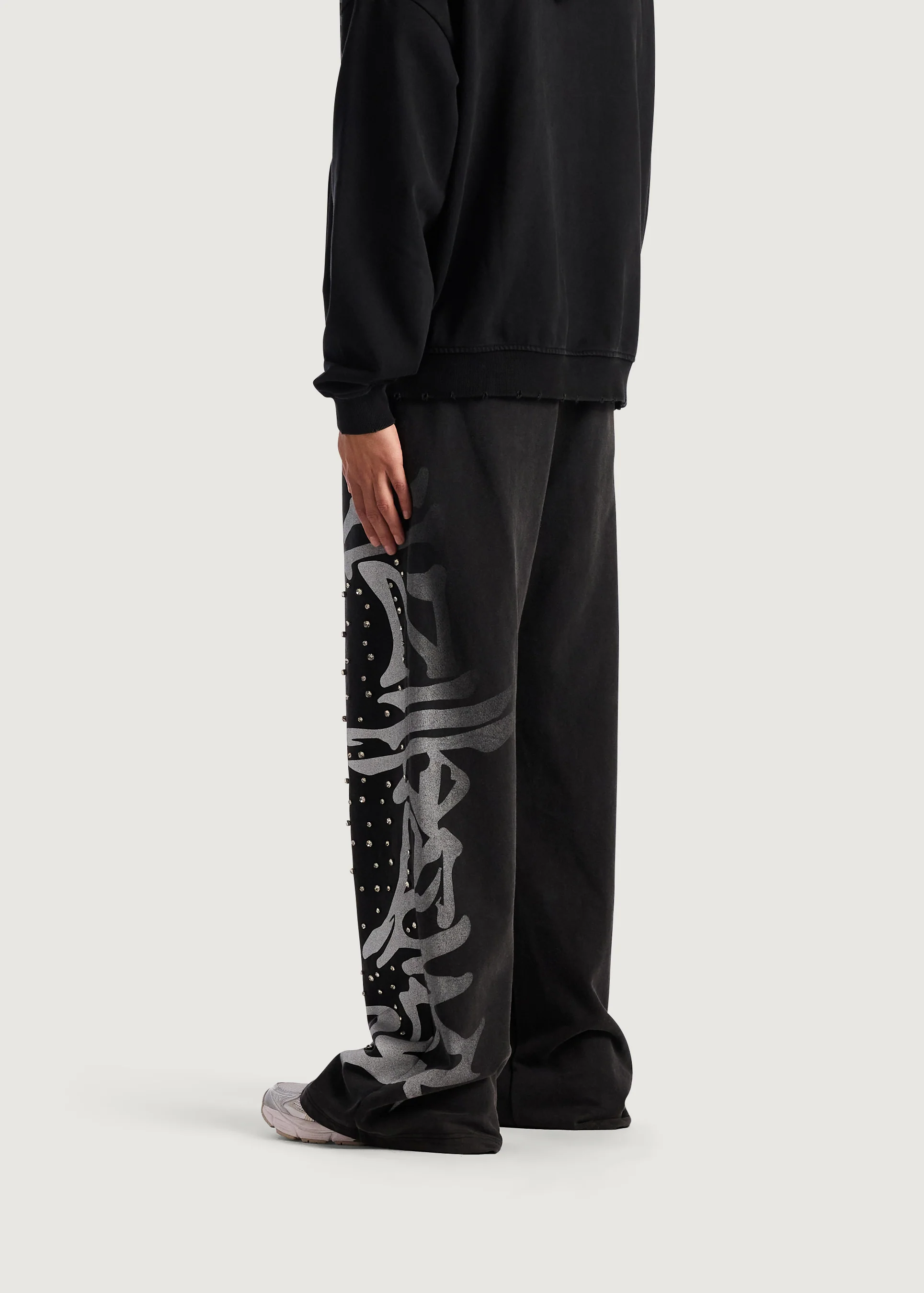 Embellish Logo Sweatpant (Black) - Image 7