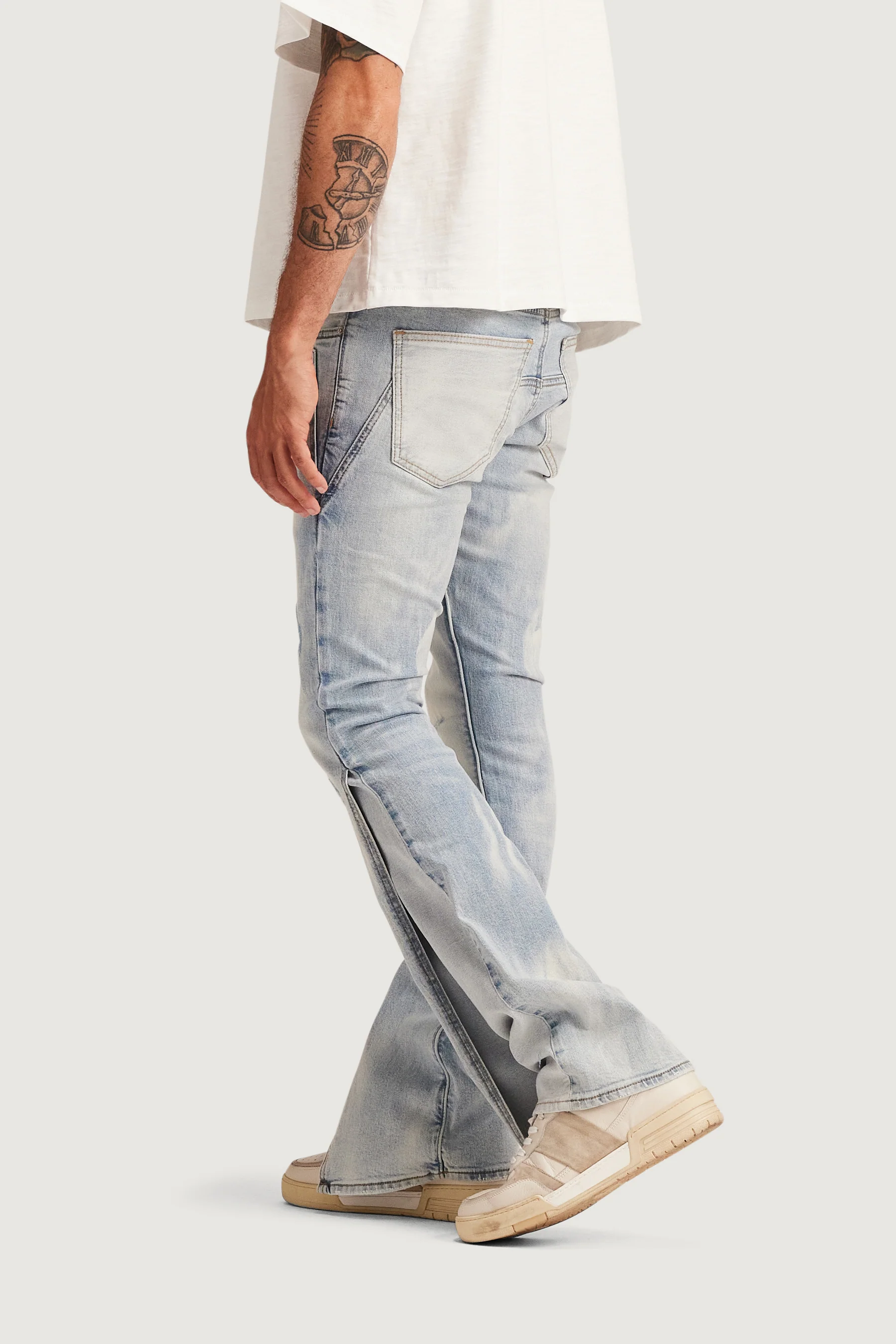 Level Flare Denim - Image 7